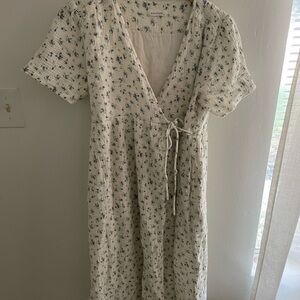 Neoflora Cream and Blue Floral Midi Dress